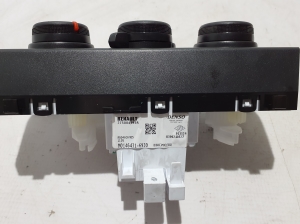 Dacia Sandero III (2021–2026) Heater control panel 275004395R - 3
