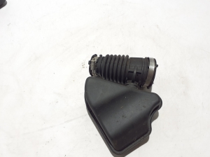 Air intake hose - 165765FF0A