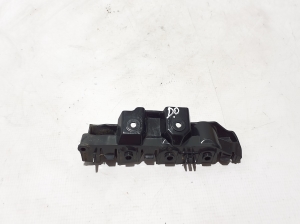   Stoßstangenhalter vorne  - 622226235R 