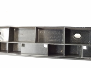Infiniti Q30 (2015–2018) Rear bumper bracket 852405DA0A - 4