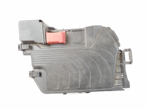   Sicherungskastengehäuse unter der Motorhaube  - A2465403803 