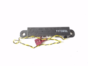 Mercedes Benz S-Class 221 (2005–2013) Antenne A2218201875
