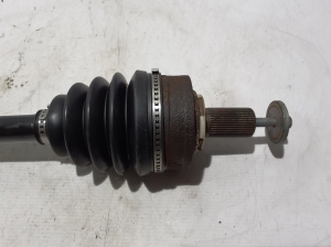 VOLVO XC60 (2017–2026) Front drive shaft and its parts 31437934 - 3