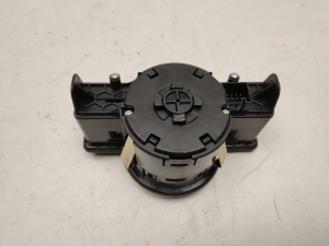 Mercedes Benz E-Class W207 (2009–2017) Headlight switch A2129050551 - 4
