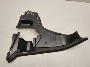 Mercedes Benz E-Class W207 (2009–2017) Trunk lid hinge trim A2076930633 - 4