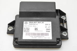 Electric parking brake control module - 3AA907801H