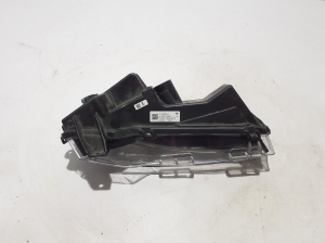 Tesla Model 3 3 (2016–2024) Antibrouillard de pare-chocs avant 1624798 - 2