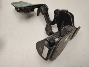 Mercedes Benz E-Class W207 (2009–2017) Trunk lid hinge A2077500428 - 2