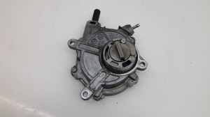 Mercedes Benz SLK-Class 171 (2004–2011) Vaakumpump A2722300265 - 3