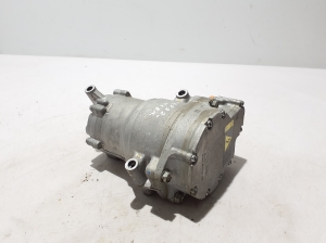 VOLVO C 40 I (2022–2026) A/C compressor 32275989 - 2