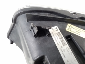 BMW 3 SERIES E90 (2004–2013) Esituli ja selle osad - 7