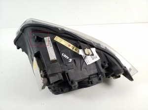 BMW 3 SERIES E90 (2004–2013) Esituli ja selle osad - 8