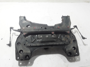 VOLVO C 40 I (2022–2026) Eesmine alusraam 32395141 - 2