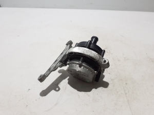 VOLVO C 40 I (2022–2026) Auxiliary water pump 32135207 - 2