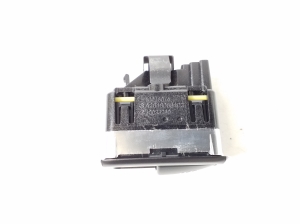 Infiniti Q30 (2015–2018) Rear side door window switch A2049058102 - 3
