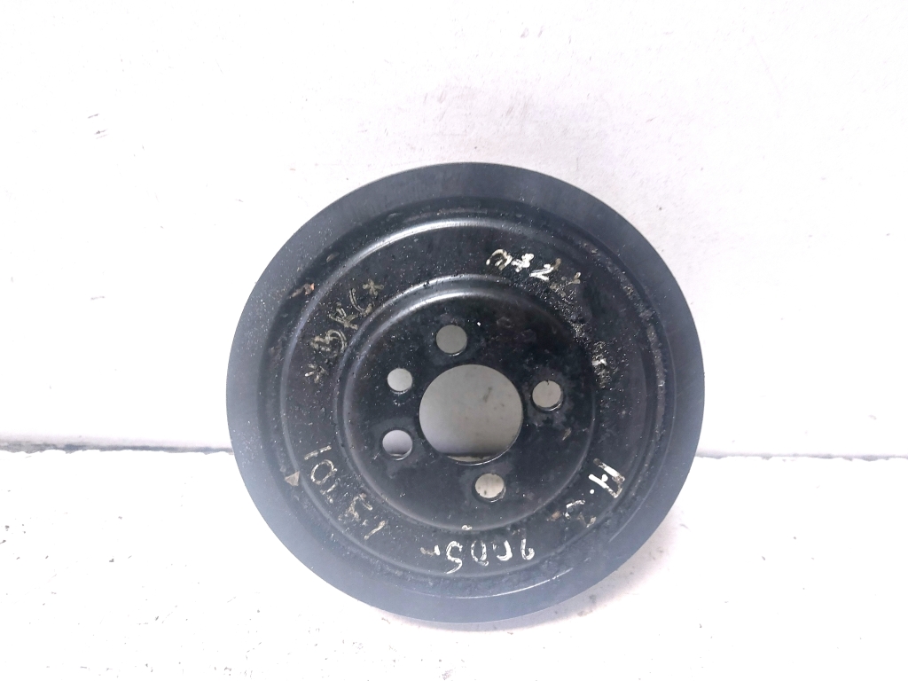 AUDI A3 8P (2003–2012) Crankshaft pulley 036105245 AUDI A3 8P (2003–2012) Crankshaft pulley 036105245