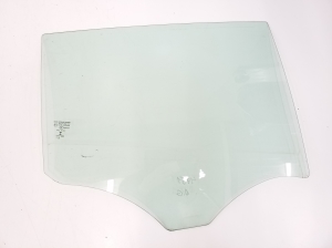   Rear side door glass  - 823125DA0A 