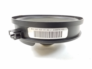 Infiniti Q30 (2015–2018) Speaker A2468200100 - 3