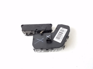 Infiniti Q30 (2015–2018) Front seat control switch A2469050251 - 2