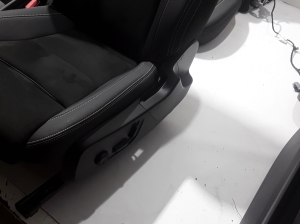 VOLVO C 40 I (2022–2026) Salons un tā detaļas - 2