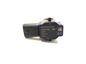 Mercedes Benz EQE V295 (2022–2026) Rear parking sensor A2239054210 - 2