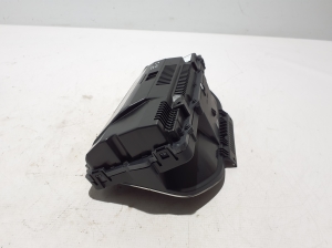 VOLVO C 40 I (2022–2026) Instrument cluster 32374575 - 3