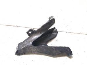 AUDI A4 B7 (2004–2008) Engine bracket 8E0199308 - 3