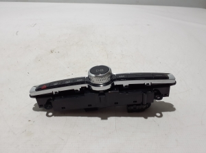 VOLVO C 40 I (2022–2026) Autoraadio lüliti 31456673 - 2