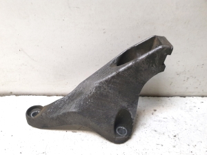 AUDI A4 B7 (2004–2008) Engine bracket 8E0199307 - 3