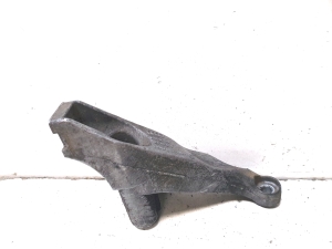 AUDI A4 B7 (2004–2008) Engine bracket 8E0199307 - 4