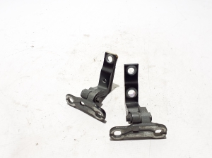   Front door top hinge  - 31424585 