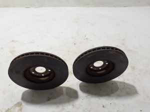 VOLVO C 40 I (2022–2026) Eesmine piduriketas 32300811 - 2