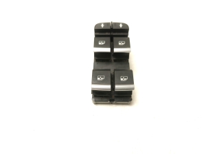 AUDI A4 B9 (2015–2026) Esiukse klaaslüliti 4M0959851B - 6