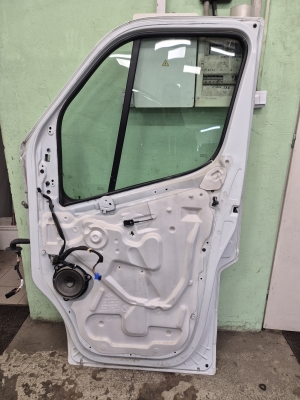 Opel Movano B (2010–2022) Front door and its parts - 3
