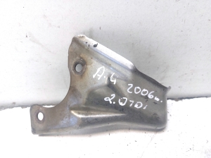 AUDI A4 B7 (2004–2008) Muffler bracket 8E0253047D - 3