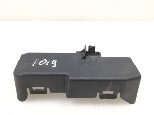  Cover fuse block front 