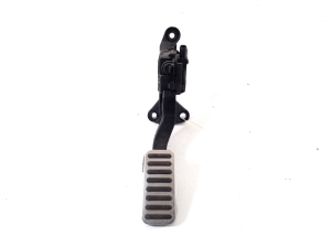   Gaspedal  - 32700-G2130 