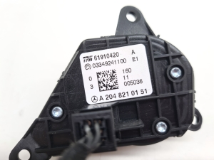 Mercedes Benz E-Class W212 (2009–2015) Steering wheel switch A2048210151 - 2