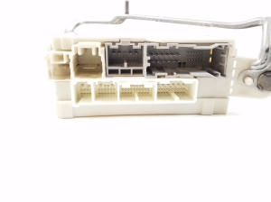 LEXUS LS (2006–2017) Fuse box in the trunk 8267050120 - 3