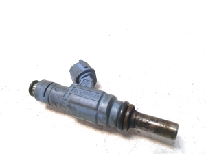 Porsche Cayenne (2002–2010) Fuel injector 0280157012 - 2