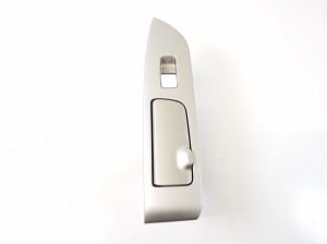 Autre pièce de porte latérale arrière - 7428048120