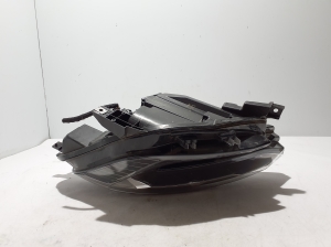 RENAULT Captur (2019–2026) Esituli 260600734R - 4