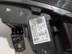 RENAULT Captur E-Tech I (2022–2026) Scheinwerfer vorne 260107674R - 4