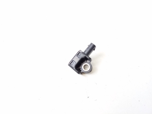 Airbag sensor - A1668210151