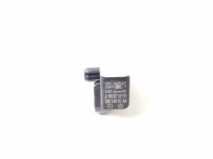 Infiniti Q30 (2015–2018) Airbag sensor A1668210151 - 2