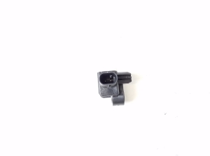 Infiniti Q30 (2015–2018) Airbag sensor A1668210151 - 3