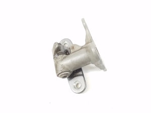   Front door lower hinge  - H04205DMMA 
