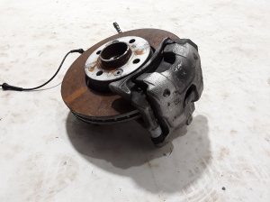RENAULT Clio V (2019–2026) Front wheel hub 400142942R - 3