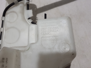 RENAULT Clio V (2019–2026) Front washer fluid reservoir 289103103R - 3
