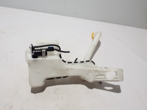 RENAULT Clio V (2019–2026) Front washer fluid reservoir 289103103R - 4